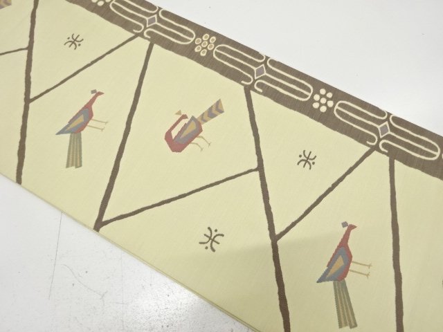 切りばめ風　孔雀に抽象模様織り出し　袋帯